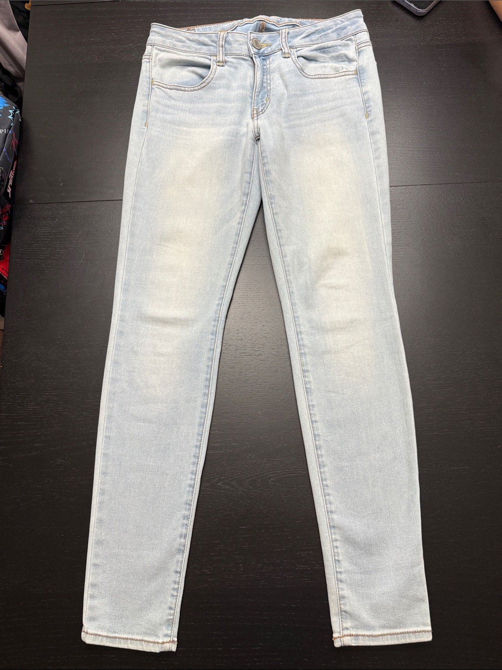 American Eagle Outfitters Light Blue Skinny Jeans